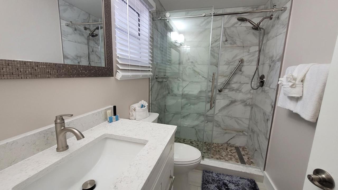 Beach Front Condo Paradise. Ground Floor.Studio. Longboat Key Bagian luar foto